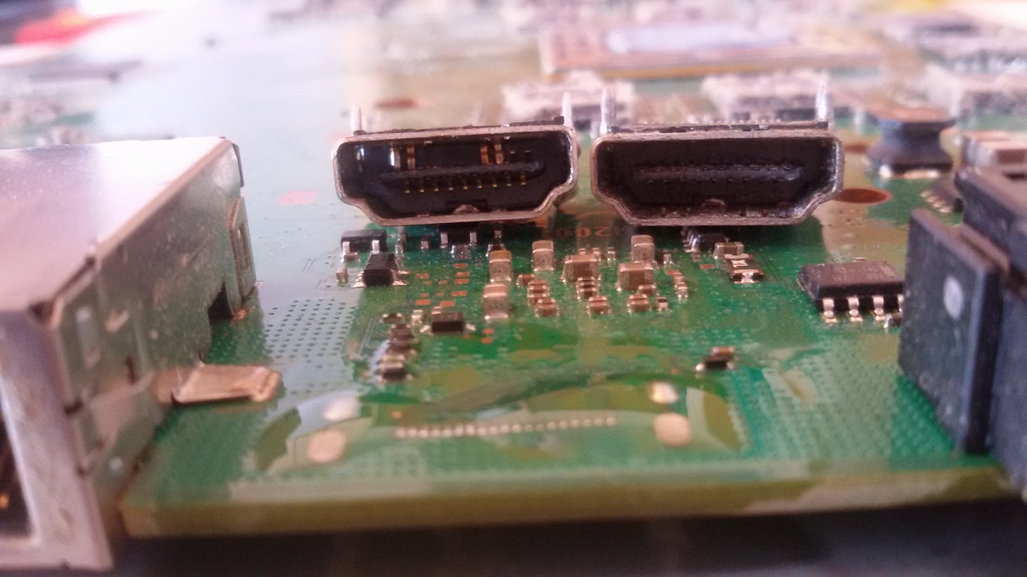 Reparación de HDMI en consola